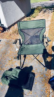 OUTDOOR FOLDING CHAIRS
