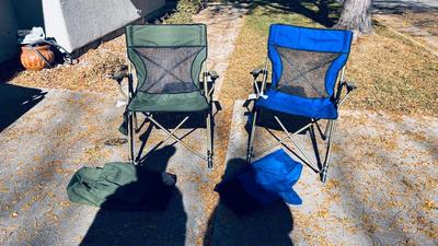 OUTDOOR FOLDING CHAIRS