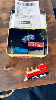 SUPER COOL CONDUCTORS HAT, MINI TRAIN SET IN A TIN AND WOODEN CRATE