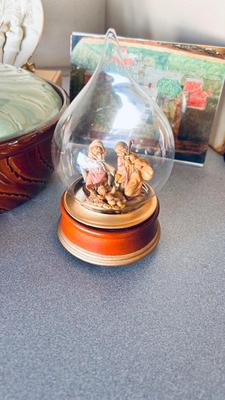 A RANDOM ASSORTMENT OF CHRISTMAS DECOR