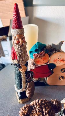 A RANDOM ASSORTMENT OF CHRISTMAS DECOR