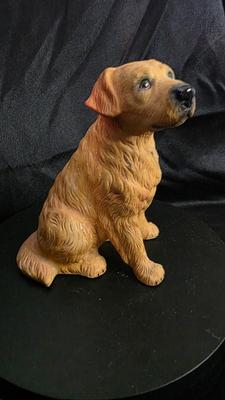 Vintage Golden Retriever Dog Figurine – Hand-Painted Resin Sculpture – Loyal Companion Collectible