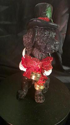 Vintage Black Labrador Christmas Figurine – Resin Holiday Dog Statue with Top Hat, Red Glitter Bow & Bells
