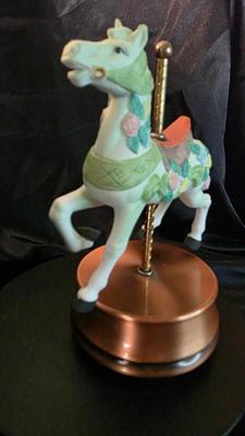 Aldon Fine Porcelain Carousel Horse Music Box – 1985 Floral Pastel Collectible
