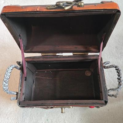 Sale Photo Thumbnail #206