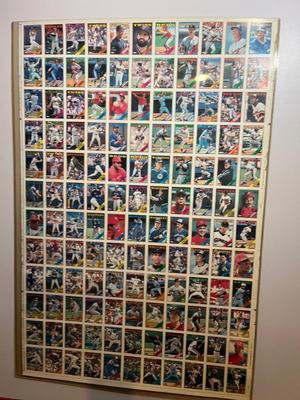 LOT 262Y: 1988 Topps Baseball Cards Uncut Sheet