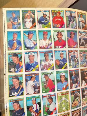 LOT 263Y: 1988 Topps Baseball Cards Uncut Sheet