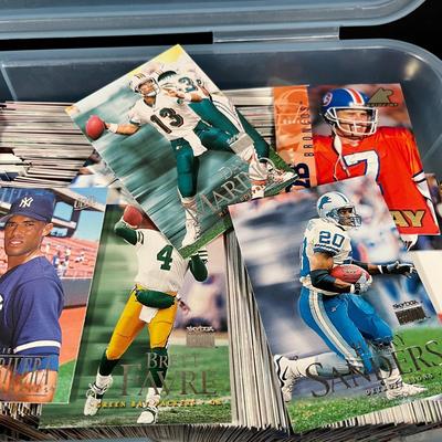 LOT 264Y: Mixed Lot of Sports Cards - Baseball, Football - Mariano Rivera, Barry Sanders and More