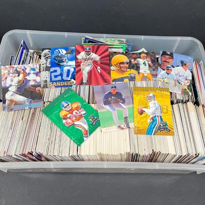 LOT 264Y: Mixed Lot of Sports Cards - Baseball, Football - Mariano Rivera, Barry Sanders and More
