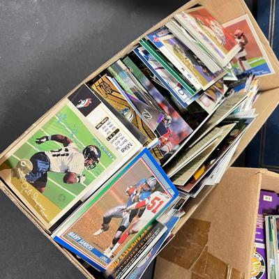 LOT 266Y: Mixed Lot of Sports Cards - Baseball, Football, Basketball, Hockey - Barry Sanders, Gary Sheffield and More