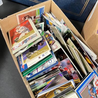 LOT 266Y: Mixed Lot of Sports Cards - Baseball, Football, Basketball, Hockey - Barry Sanders, Gary Sheffield and More