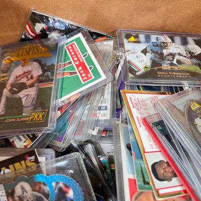 LOT 268Y: Mixed Lot of Sports Cards - Baseball, Football, Hockey, Basketball