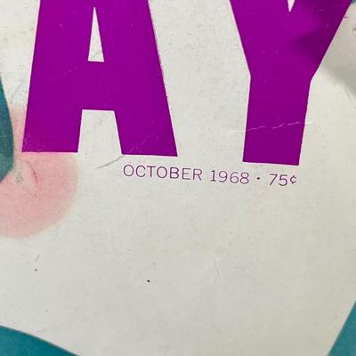 LOT 269Y: Mixed Lot of Football Collectibles