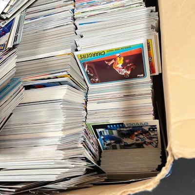 LOT 270Y: Mixed Lot of Sports Cards - Baseball, Football, Hockey, Basketball