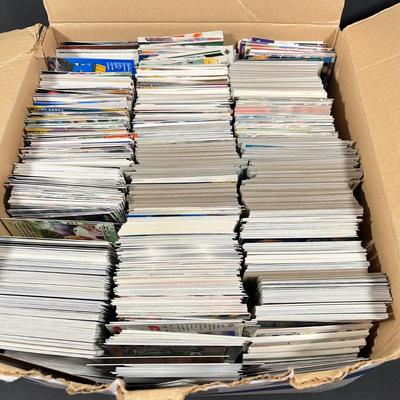 LOT 270Y: Mixed Lot of Sports Cards - Baseball, Football, Hockey, Basketball