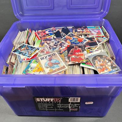 LOT 271Y: Mixed Lot of Sports Cards - Baseball, Football , Basketball