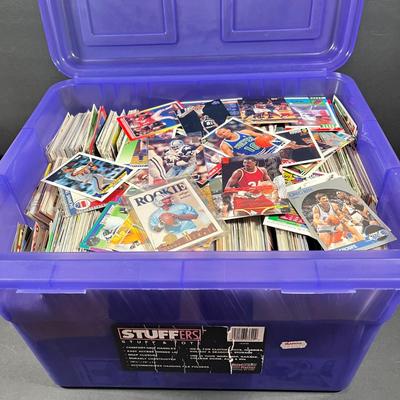 LOT 271Y: Mixed Lot of Sports Cards - Baseball, Football , Basketball