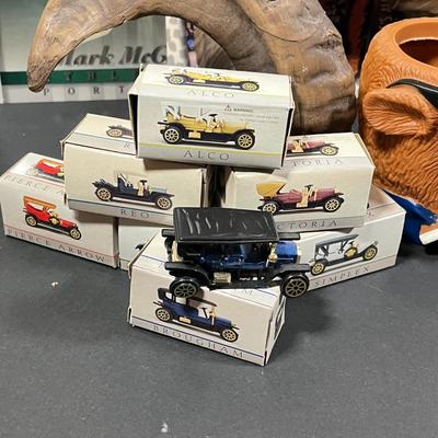 LOT 272Y: Lot of Sports and Non-Sports Toys and Collectibles