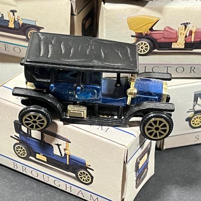 LOT 272Y: Lot of Sports and Non-Sports Toys and Collectibles