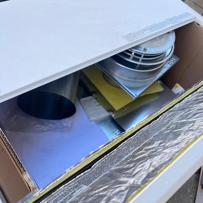 LOT 273G: Williams Direct Vent 22,000 BTU Home Furnace - Model 2203822