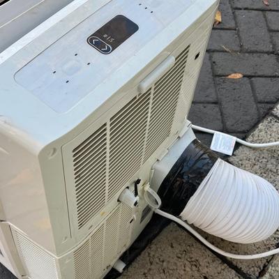 LOT 274G: LG Portable Air Conditioning Unit - Model LP0817WSR