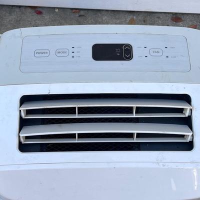 LOT 274G: LG Portable Air Conditioning Unit - Model LP0817WSR