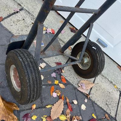 LOT 275G: Hand Trucks and Dolly