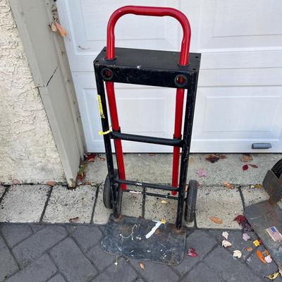 LOT 275G: Hand Trucks and Dolly