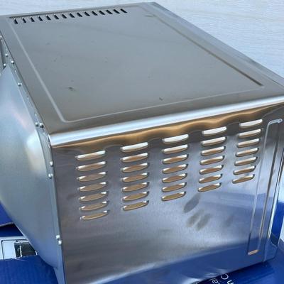 LOT 277G: Oster Digital Countertop Convection Oven