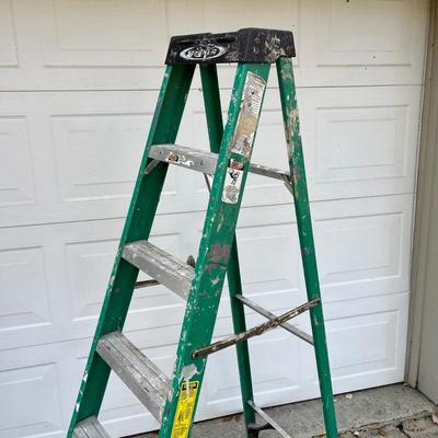 LOT 279G: Werner 6 ft Ladder