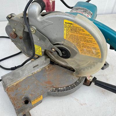 LOT 280G: Makita Table Saw