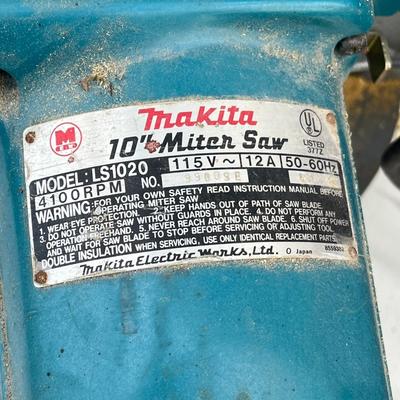 LOT 280G: Makita Table Saw