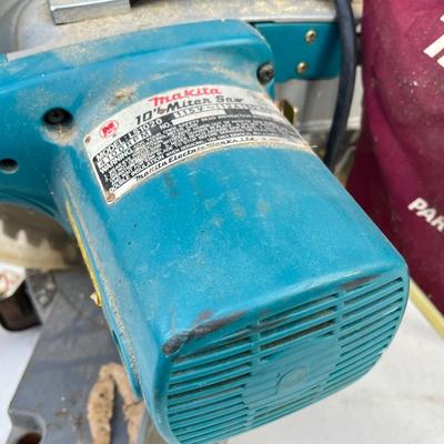 LOT 280G: Makita Table Saw