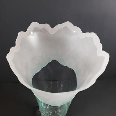 LOT 304B: Stephen Schlanser Signed Art Glass Vase