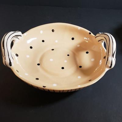 LOT 305B: Collection of Moon & Stars/Black & White Art Pottery