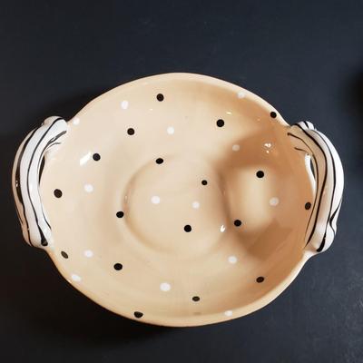 LOT 305B: Collection of Moon & Stars/Black & White Art Pottery