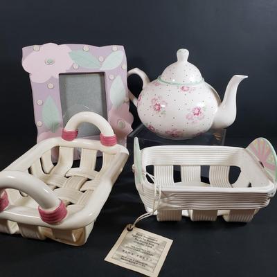 LOT 306B: Art Pottery Baskets, Handmade Signed Frame & Teapot