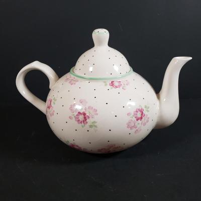 LOT 306B: Art Pottery Baskets, Handmade Signed Frame & Teapot