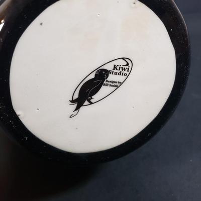 LOT 308B: Kiwi Studio by Bill Smith Cake Stand & Pitcher with New Cake Server Set