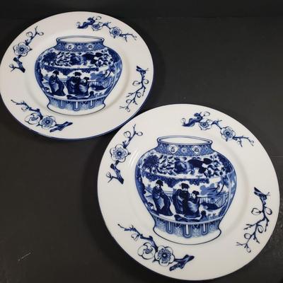 LOT 309B: Set of 6 "Blue Vases" Plates by The Haldon Group
