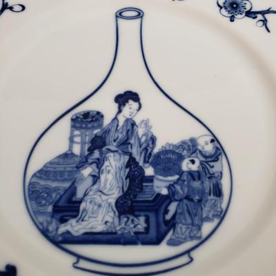 LOT 309B: Set of 6 "Blue Vases" Plates by The Haldon Group