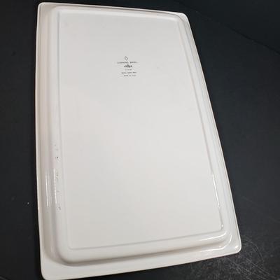 LOT 310B: Corning Ware Broil/Serving Tray & Bakeware, Glass Butter Dish, Artist Signed Folk Art & Heart Rimmed Glass Platters