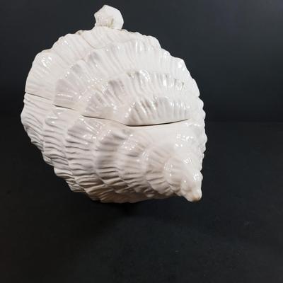 LOT 311B: Italian Ceramic Coral Pattern Plates, Fish Dishes by California Pottery & Ironstone, Large Conch Shell Tureen