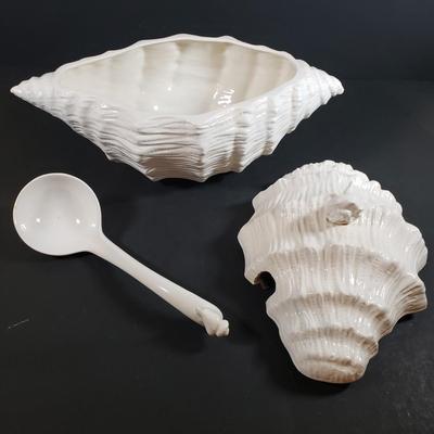 LOT 311B: Italian Ceramic Coral Pattern Plates, Fish Dishes by California Pottery & Ironstone, Large Conch Shell Tureen