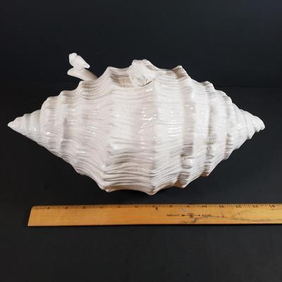 LOT 311B: Italian Ceramic Coral Pattern Plates, Fish Dishes by California Pottery & Ironstone, Large Conch Shell Tureen