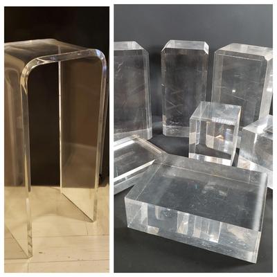 LOT 314B: Lucite Acrylic Side Table/Display Stand & Assortment of Lucite Display Blocks