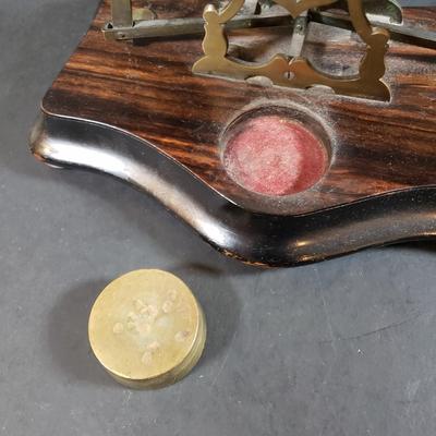 LOT 318B: Vintage Brass & Cast Iron Scales, Brass Table Decor & More