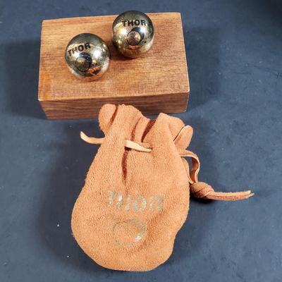 LOT 318B: Vintage Brass & Cast Iron Scales, Brass Table Decor & More