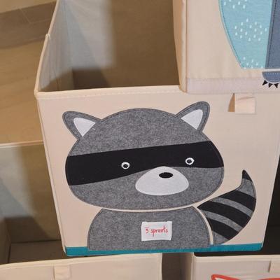 LOT 353B: Collapsible Sprout Fabric Storage Bins