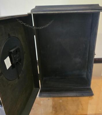 LOT 358B: Wicker Wooden Free Standing Cabinet Clock